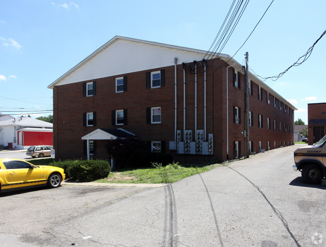 Building Photo - Village Square Apartments