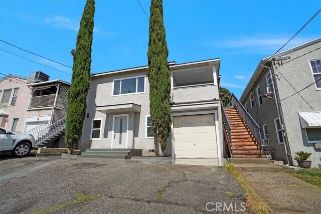 Foto principal - 10324 Silverton Ave
