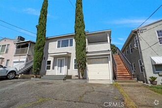 Building Photo - 10324 Silverton Ave