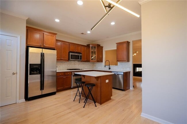 Foto del edificio - 1207 Discover Green Ln