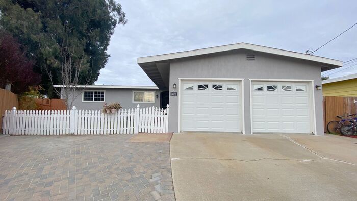 Primary Photo - 3061 Sunrise Cir