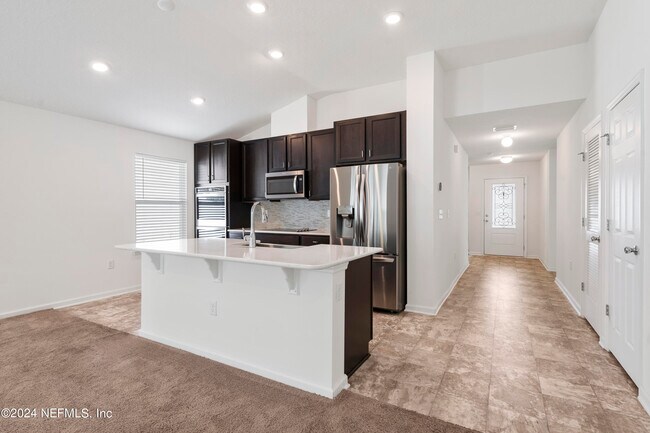 Building Photo - 1546 Tanoan Dr