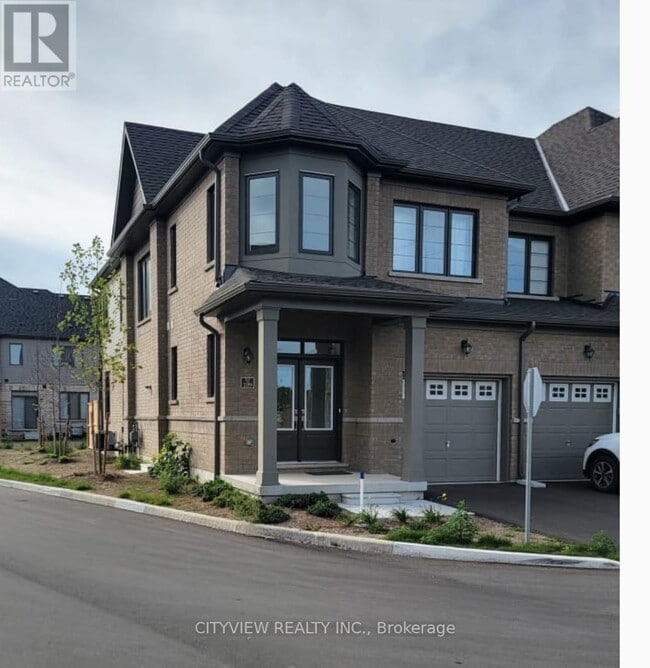 Building Photo - 166-166 Deerpath Dr