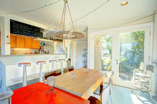 Foto del edificio - 3Bd/2Ba Montlake Home