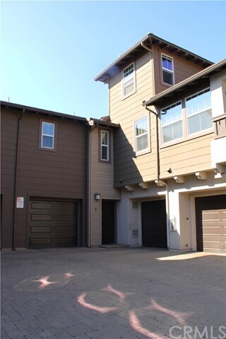 Foto principal - 25031 Quince Hill St