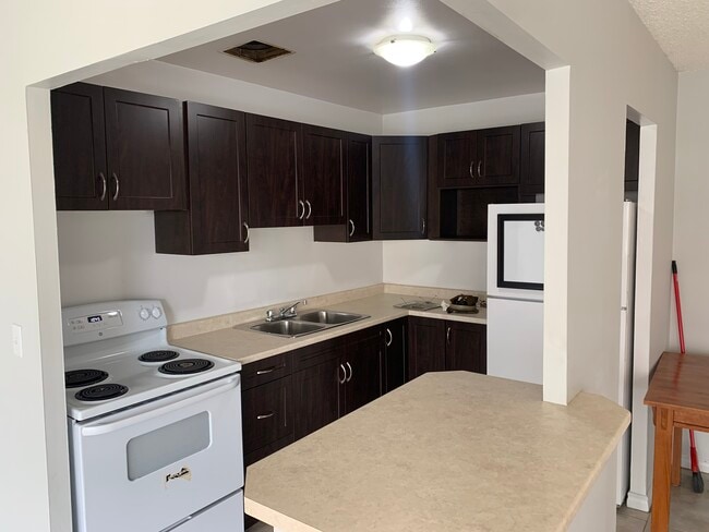 Building Photo - The Ultramod Apartments