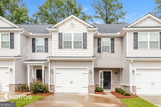 Building Photo - 613 Ferguson Ln