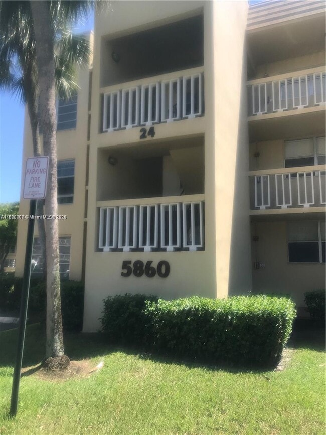 Building Photo - 5860 NW 64th Ave