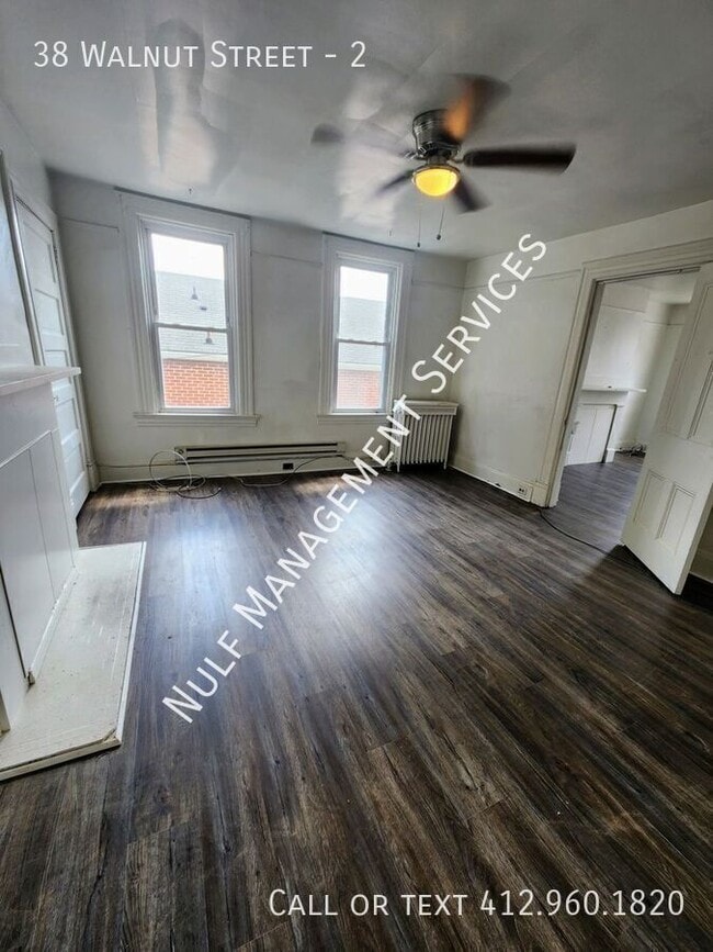 Building Photo - 38 Walnut St