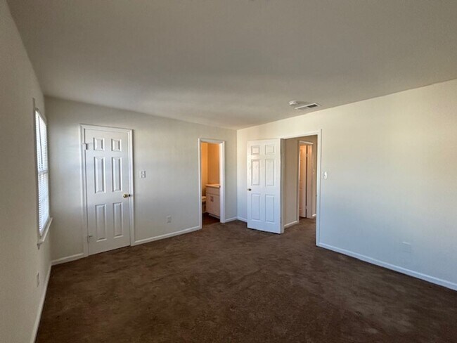 Foto del edificio - Campus East