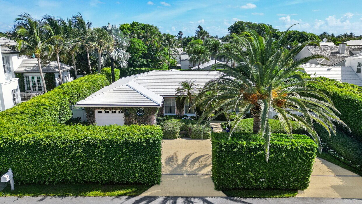 Primary Photo - 241 Orange Grove Rd