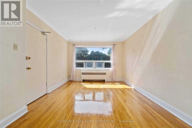 Photo du bâtiment - 116 Eastwood Rd