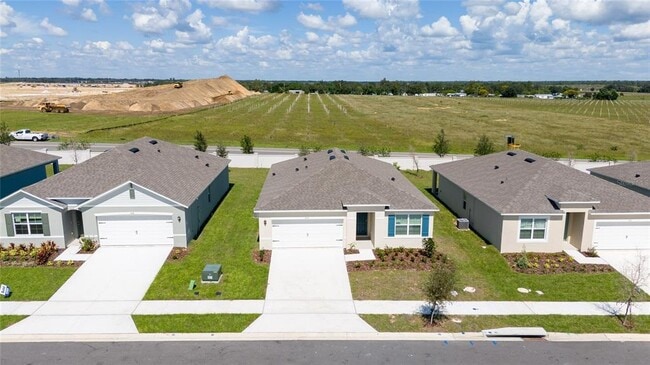 Building Photo - 804 Silver Palm Dr
