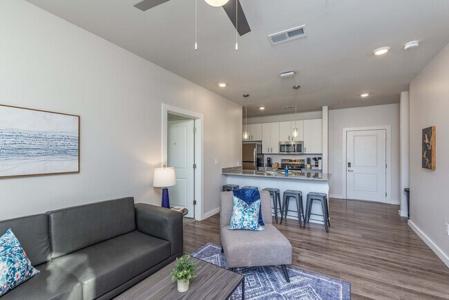 Building Photo - 1001 Marshall Ave