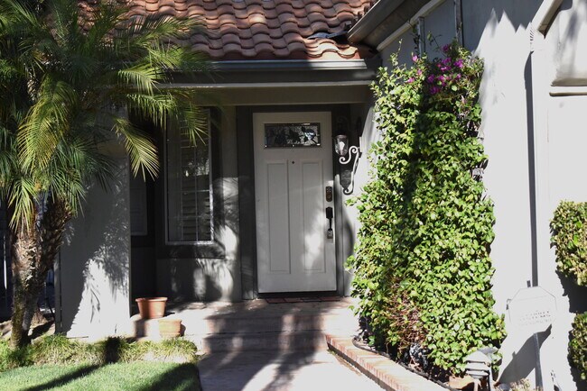 Foto del edificio - 25455 Hardy Pl