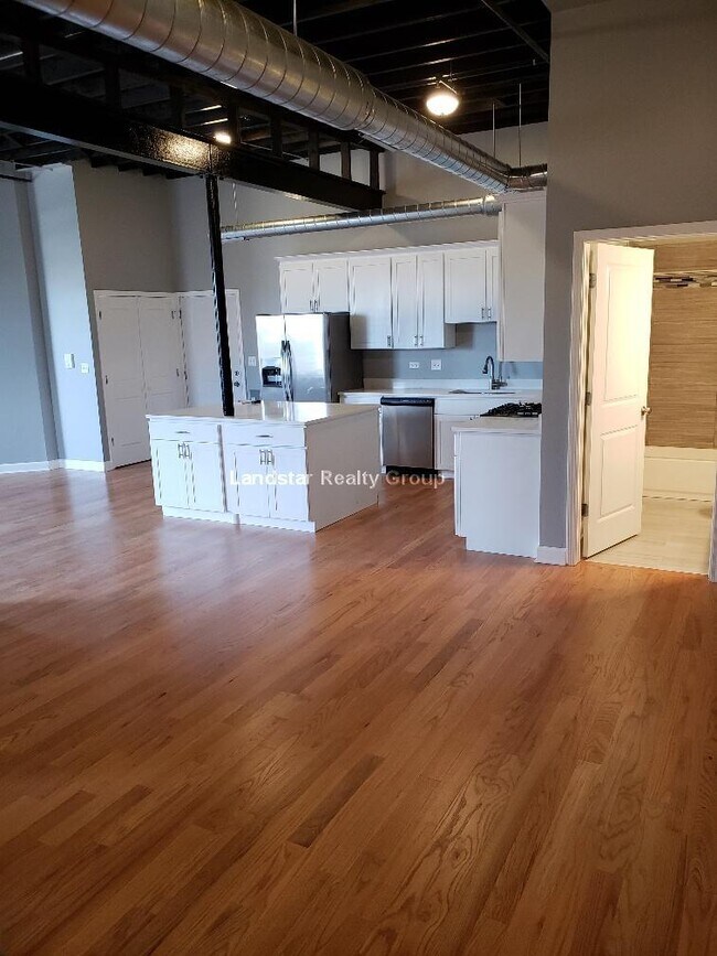 Foto del edificio - 317 Howard St