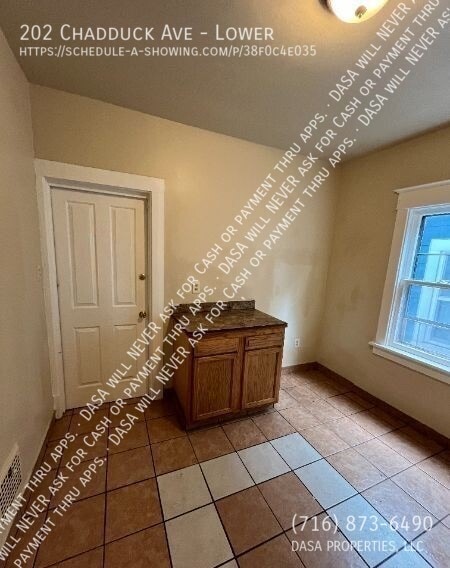 Building Photo - 202 Chadduck Ave
