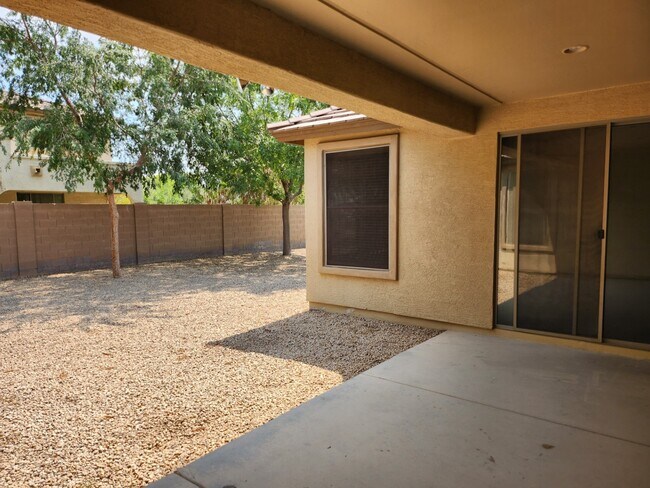 Foto del edificio - 5225 W Siesta Way