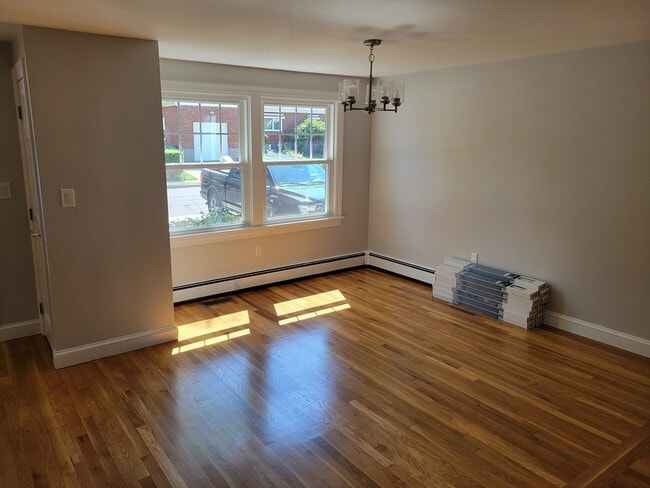 Building Photo - 17 Piermont St
