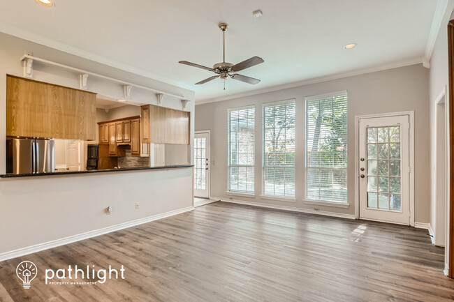 Building Photo - 4336 Driftwood Dr