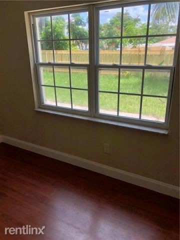 Foto del edificio - 2 br, 2 bath House - 4447 Sunny Lane Ave