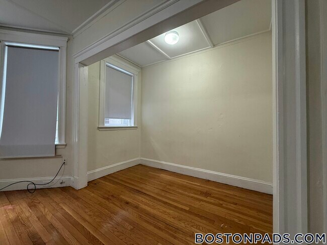 Building Photo - 1175 Boylston St