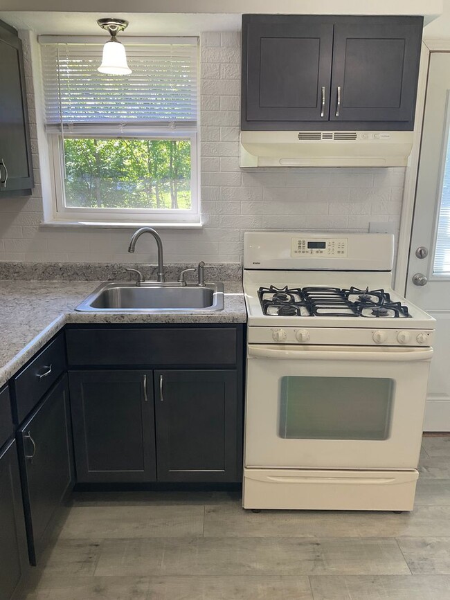 Foto del edificio - 20 Kingman Ct