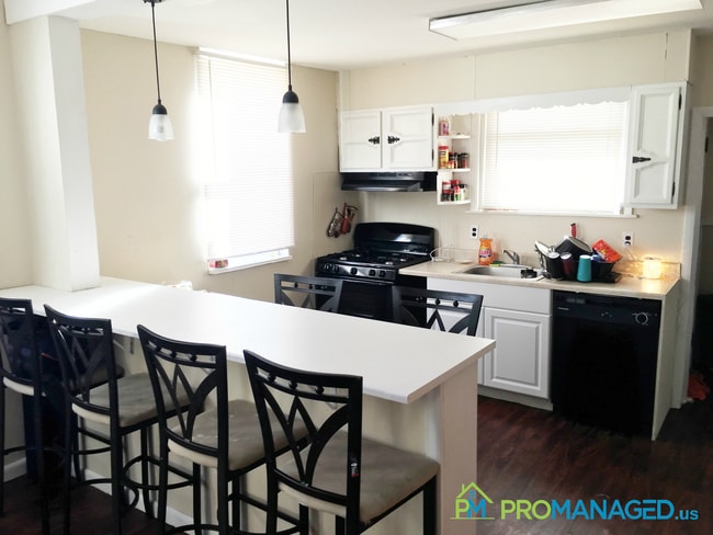 Photo - 7165 Marsden St House