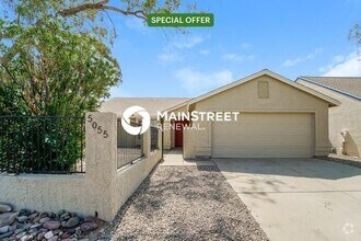 Building Photo - 5055 W Nighthawk Way