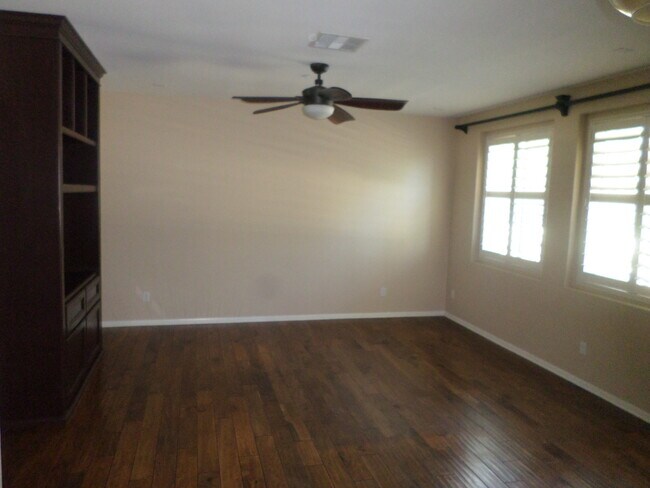 Foto del edificio - Gorgeous Harveston Townhome