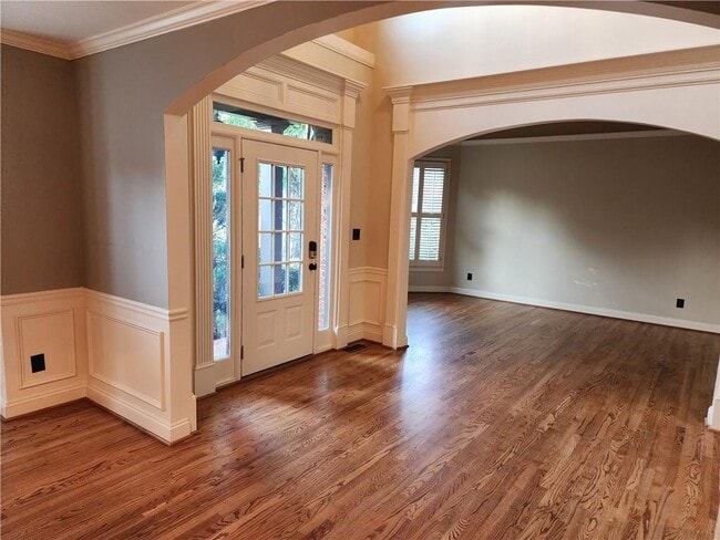 Building Photo - 391 Spring Willow Dr NW