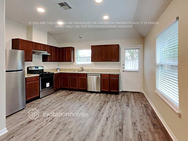 Building Photo - 8574 Chaletford Dr