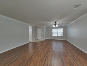 Building Photo - 12030 Green Bluff Ct