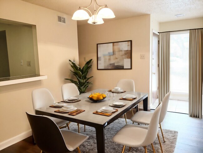 Foto del edificio - 6723 Eastridge Dr
