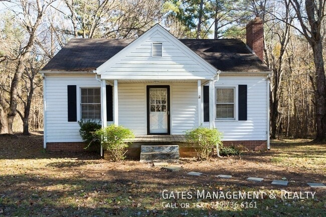 Building Photo - Cozy cottage in Hillsborough