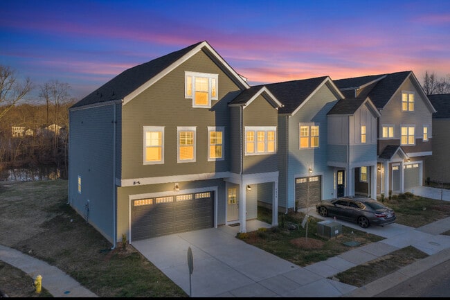 Foto del edificio - 9038 Henry Thoreau Rd