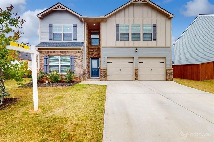 Foto principal - 2327 Burnett Ln
