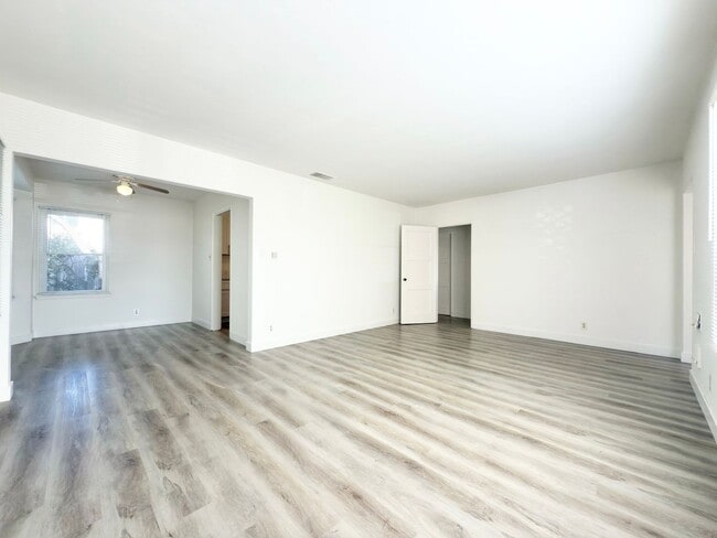 Foto del edificio - Coastal Charm Full of Upgrades!