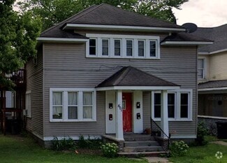 Building Photo - 601 W Franklin St