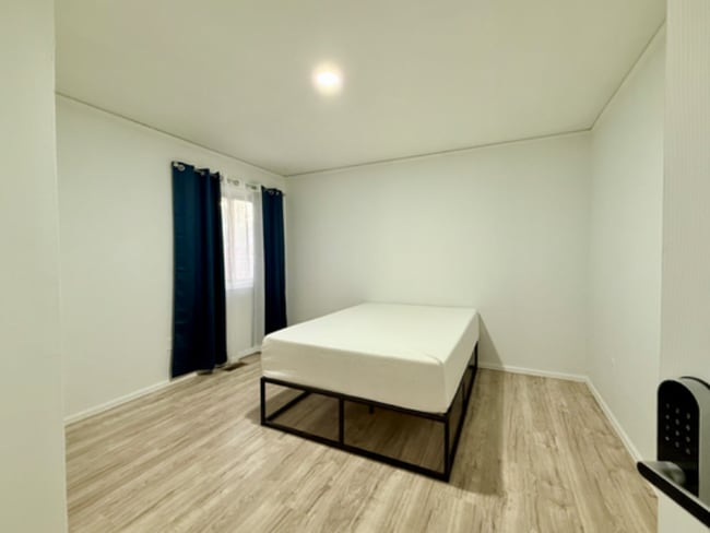 Photo - 2708 W 98th Dr House