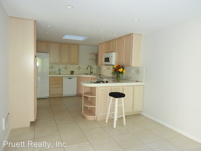 Foto del edificio - 3 br, 2 bath House - 8760 Caminito Abrazo