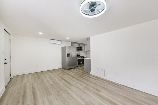 Foto del edificio - 4605 Norhill Blvd