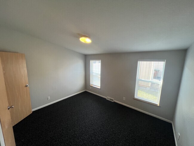 Building Photo - 2990 W C St