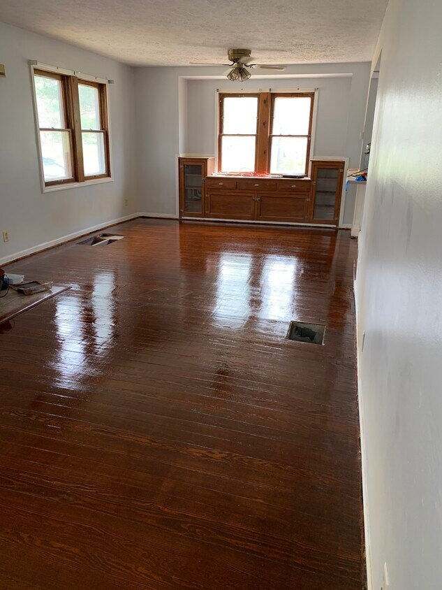 1511 E Edwards Ave, Indianapolis, IN 46227 House for Rent in