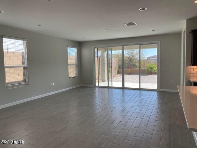 Foto del edificio - 1825 E Saguaro Park Ln