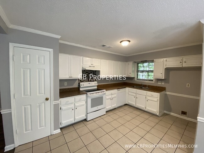 Building Photo - 6627 Goldeneye Dr