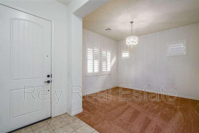 Building Photo - 20537 W Valley View Dr