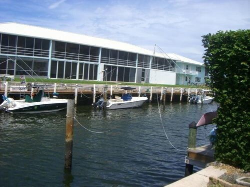 Foto del edificio - 117 Lehane Ter