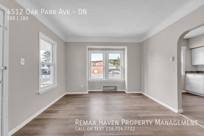 Foto del edificio - 4512 Oak Park Ave Ste DN, Cleveland - Spac...