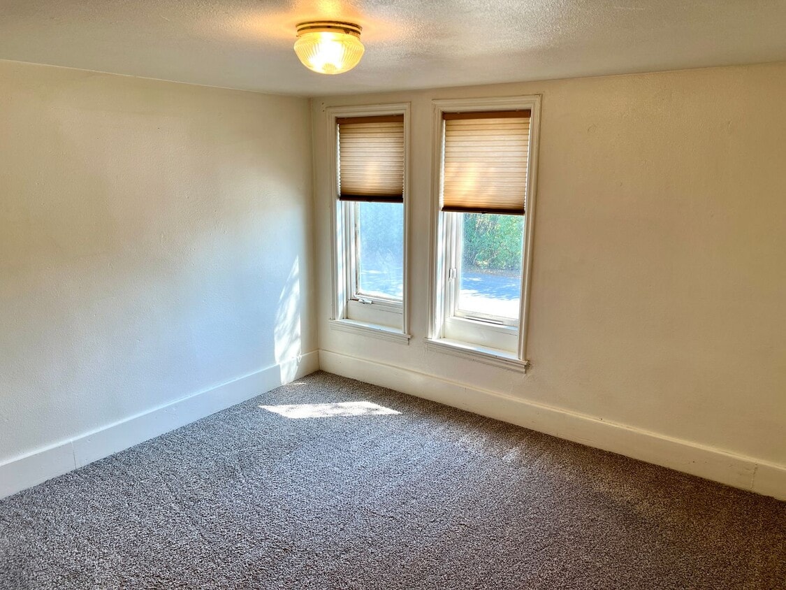 Foto principal - 408 E Porter St